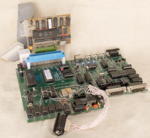 Эльф-128К с контроллером дисковода и клавиатурой